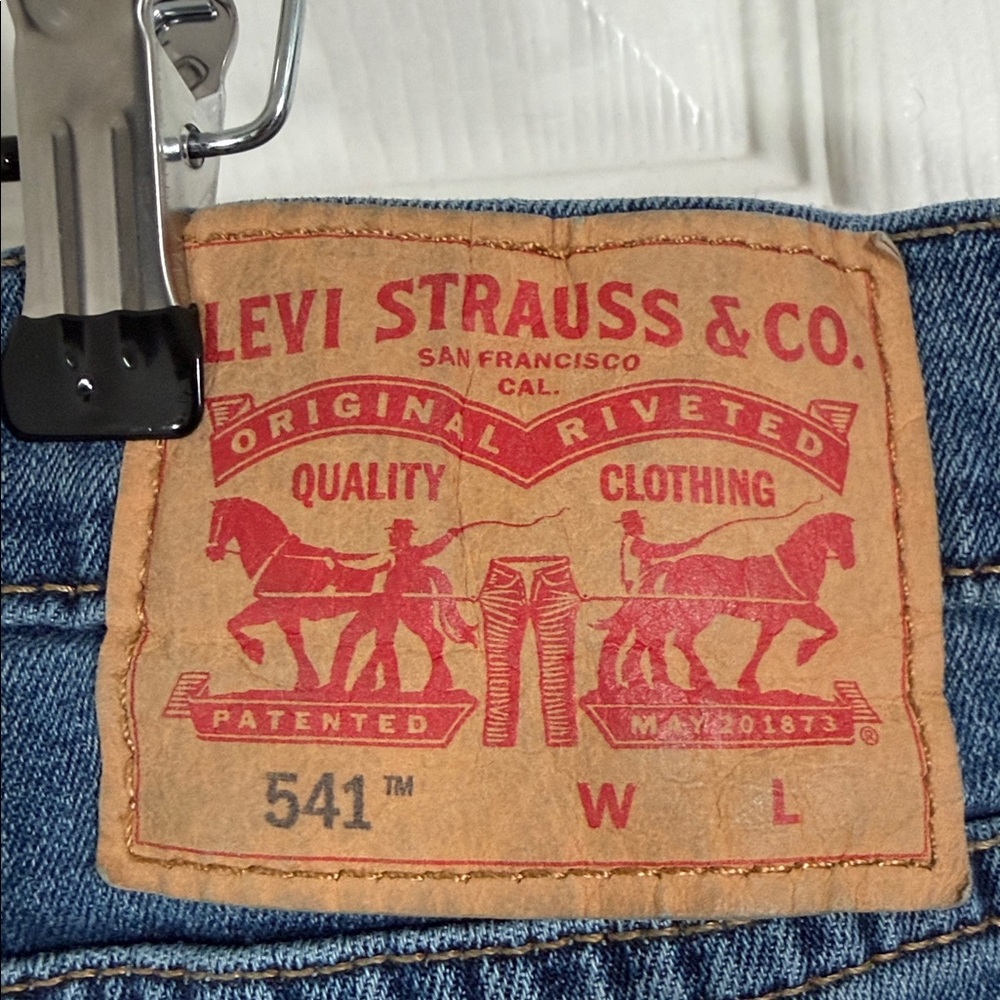 Levi's 541 Men's Straight Jeans in Deep Blue - Picture 3 of 4